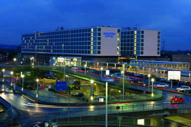 Maritim Hotel Düsseldorf: Вид снаружи