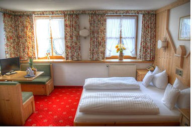 Hotel Hölzerbräu: 客房