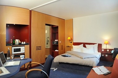 Suites Novotel Hannover: Habitación