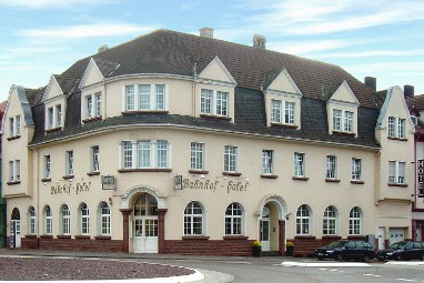 Bahnhof-Hotel Saarlouis: Vista exterior