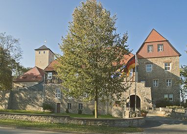 Burg Warberg: 外部景觀